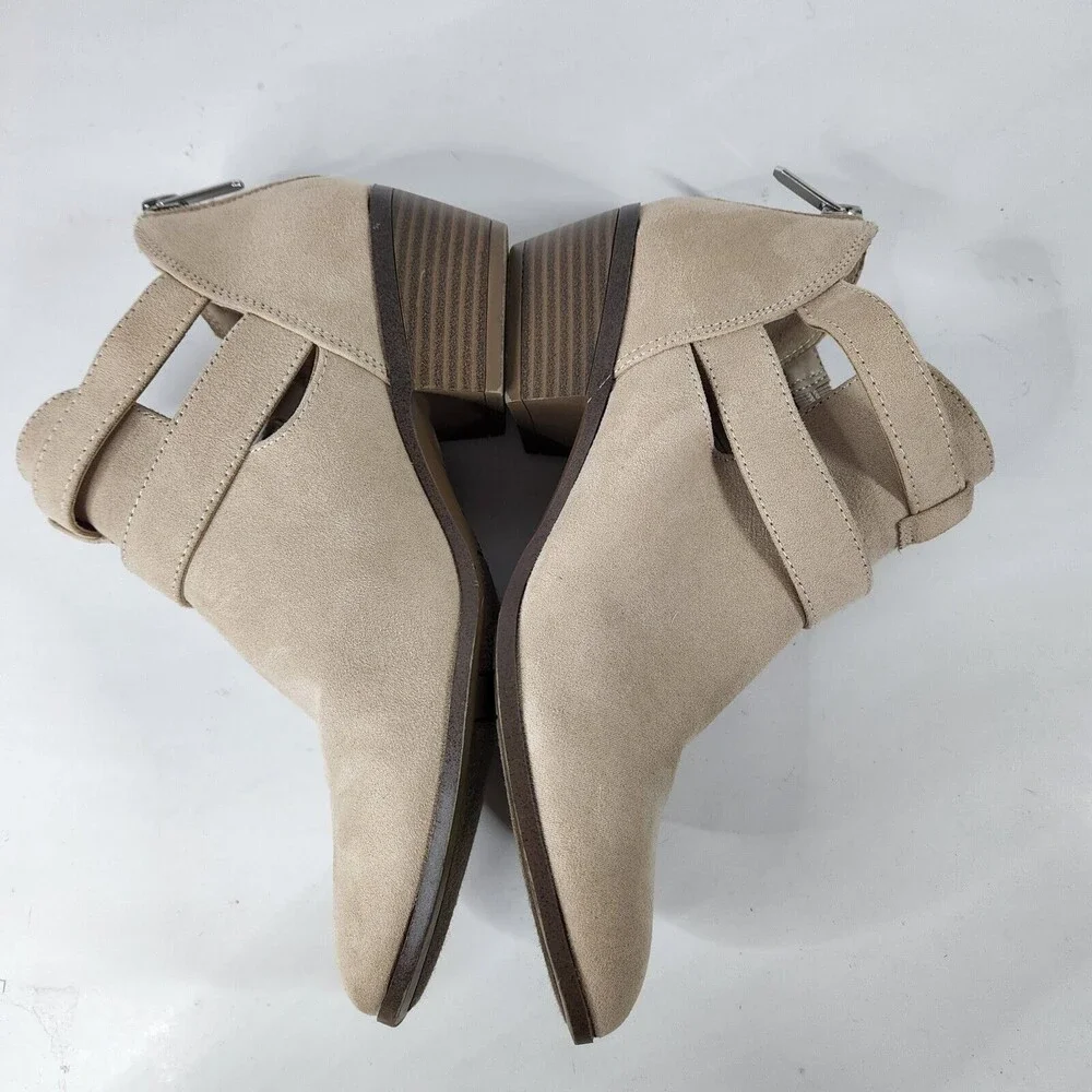 Francesca's Portia Buckle Faux Suede Ankle Booties size 7 Fall Boho - Picture 7 of 8